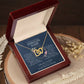 Enkelin Geschenk - wunderschöne Ineinandergreifende Herz-Halskette | kleine Geschenke für Enkelin | Oma Enkelin Kette | Kette personalisiert | 18k Kette gold